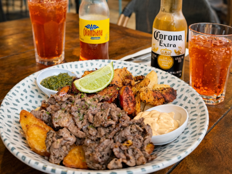 Casa Latina slider image