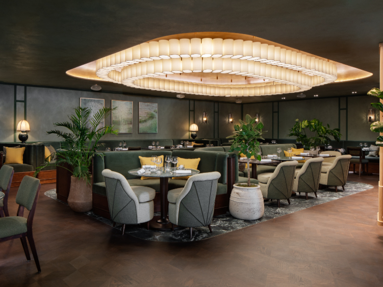 Lilli by Akira Back slider image