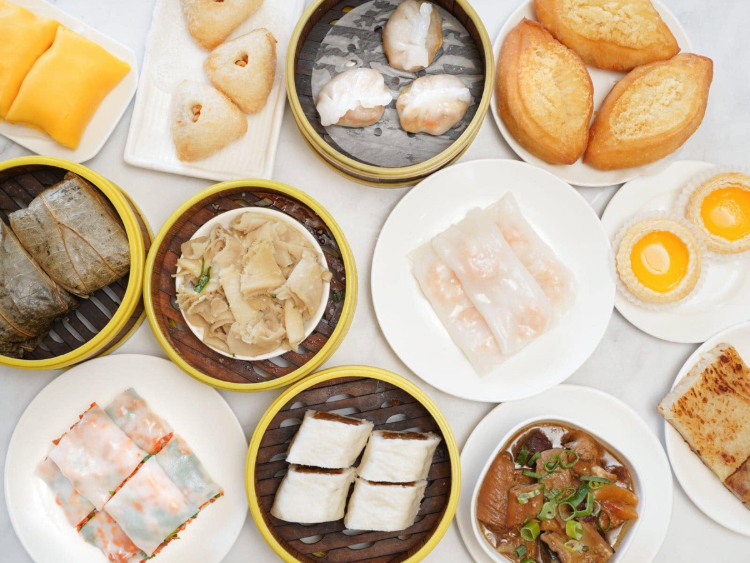 Sunny Seafood Restaurant - Central Park slider image