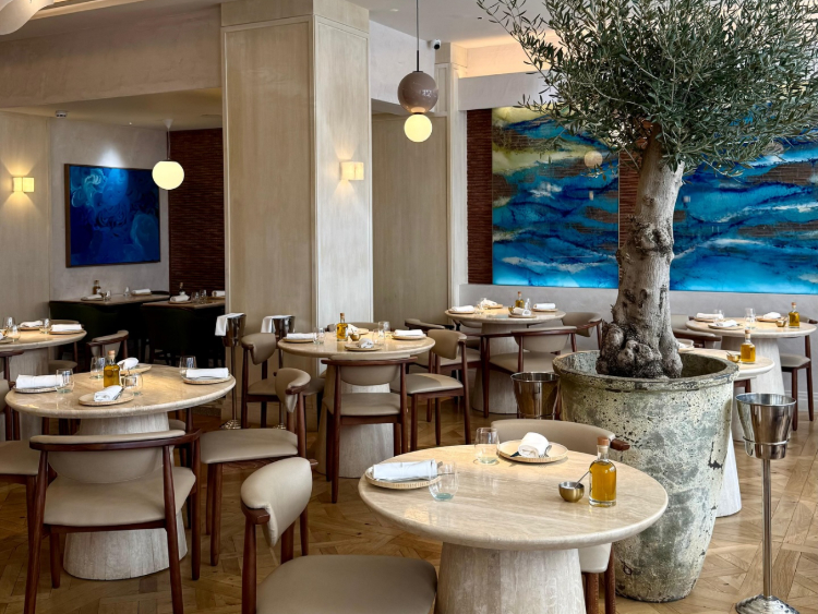 Myrtos by Asimakis slider image