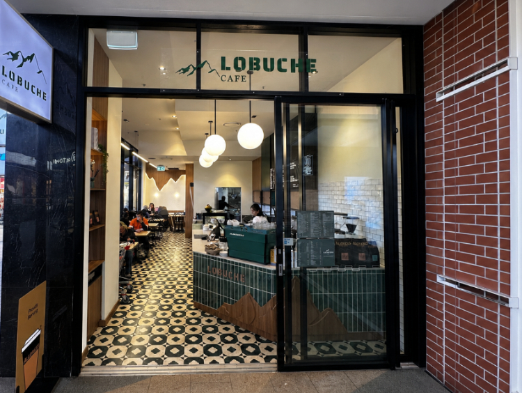 Lobuche Cafe slider image