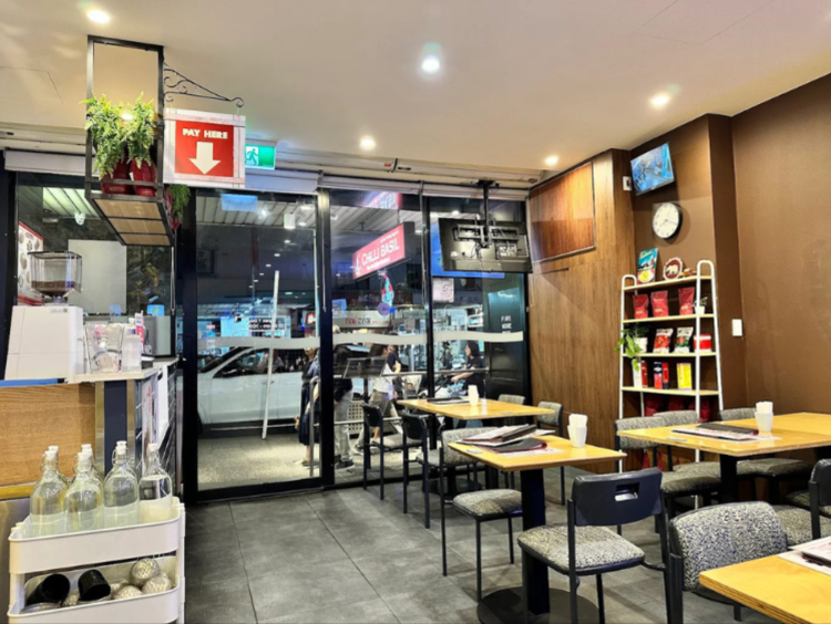 Chilli Basil Thai Noodle Bar & Restaurant slider image