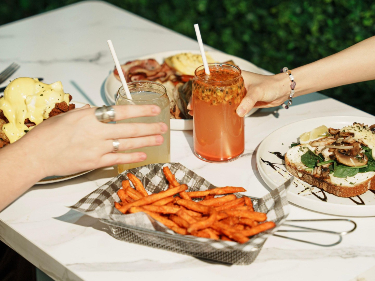 Cream House Cafe slider image