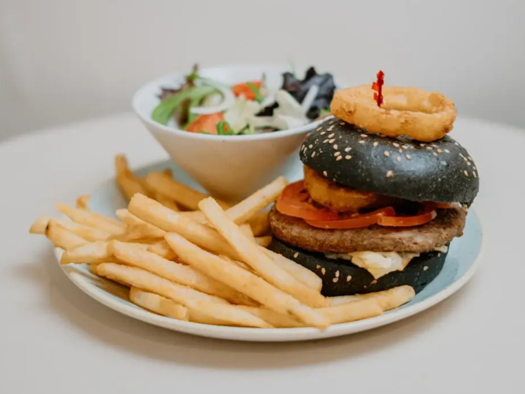 Cream House Cafe slider image