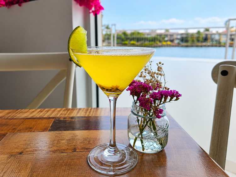 Samos Kitchen & Bar slider image