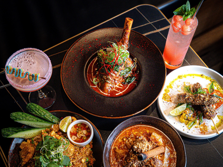 Bantatthong Thai Restaurant slider image