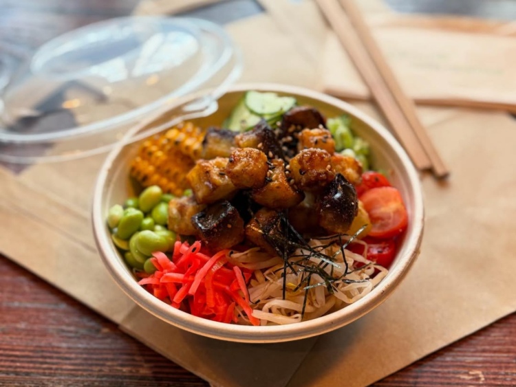 Hakata Ramen + Bar slider image