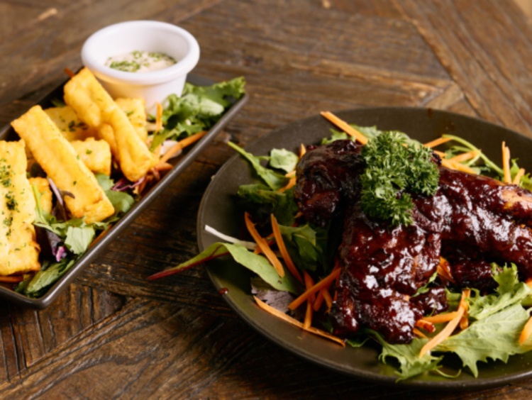 Tiger Eye Bar & Bistro slider image