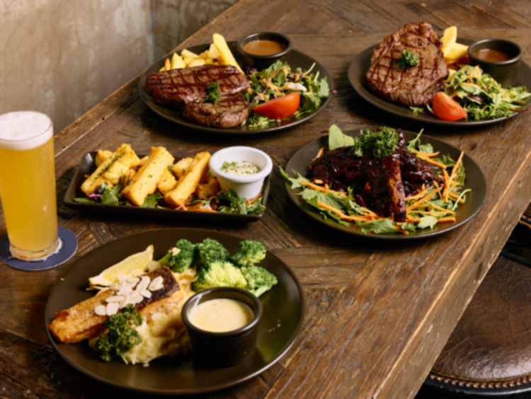 Tiger Eye Bar & Bistro slider image