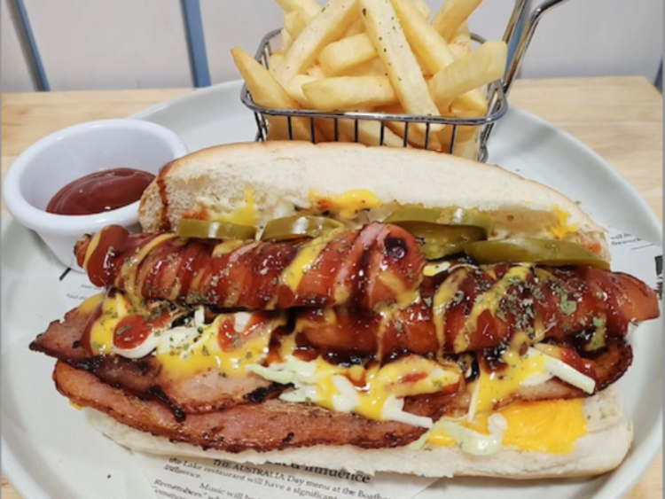 Cafe 439 slider image