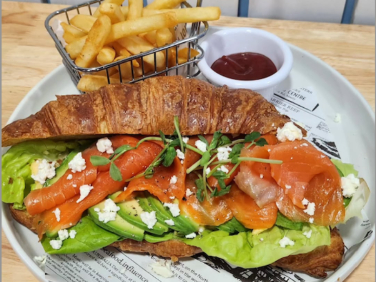 Cafe 439 slider image