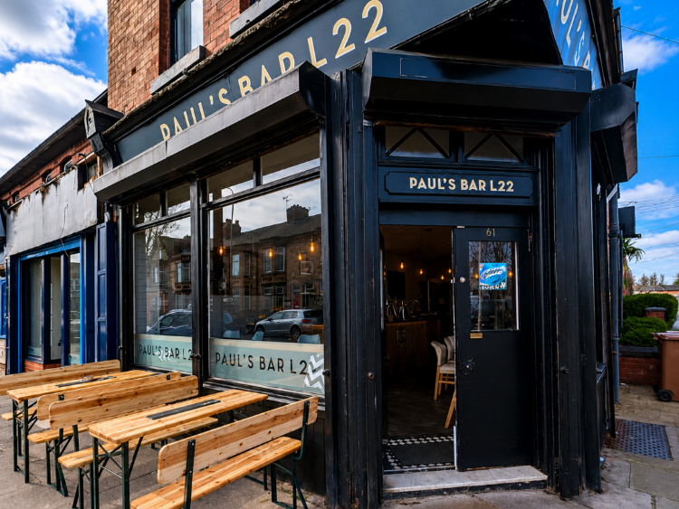 Paul's Bar L22 slider image