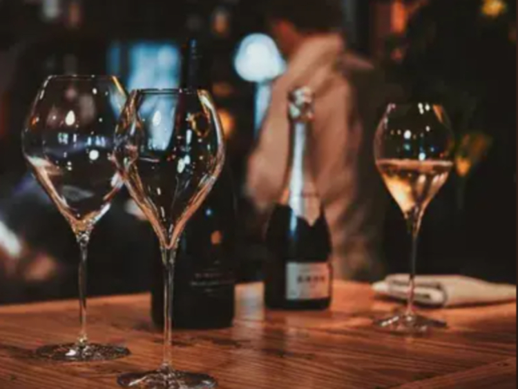 Aylesbury Wine & Tasting Room slider image