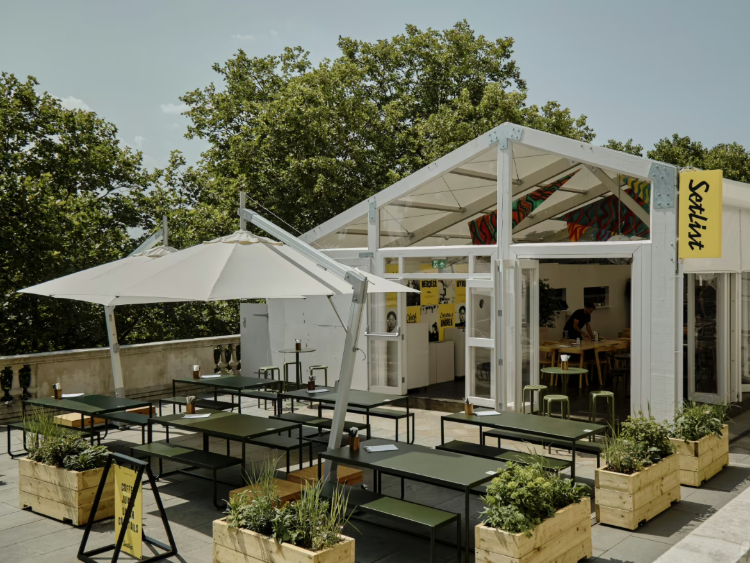 Setlist slider image