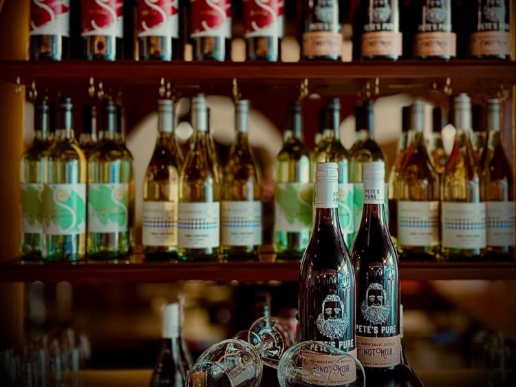 Tap & Toss slider image