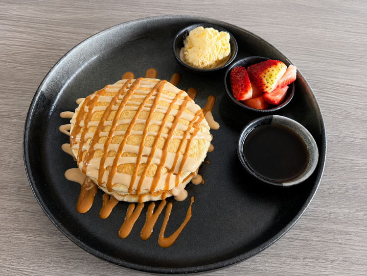 Caffeine Hit Dessert & Grill slider image