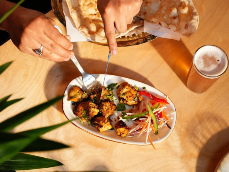 Rao's Bar & Restaurant slider image