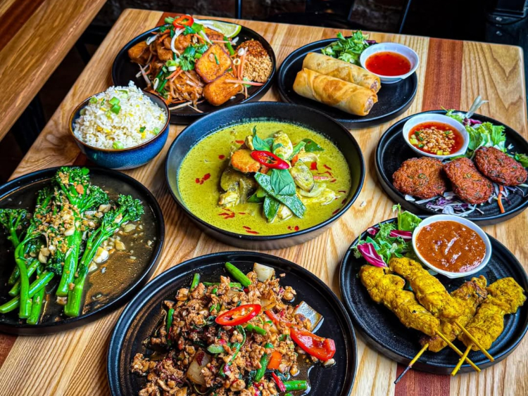 Gorilla Thai - Gloucester Rd slider image