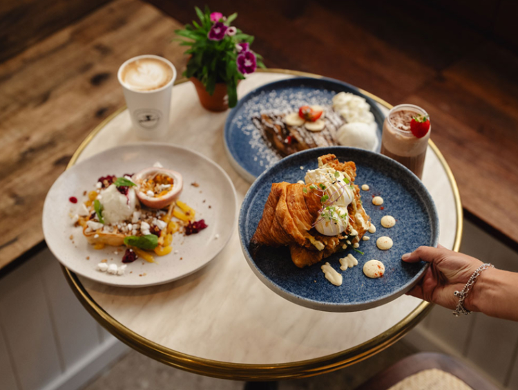 Choubidou Cafe slider image