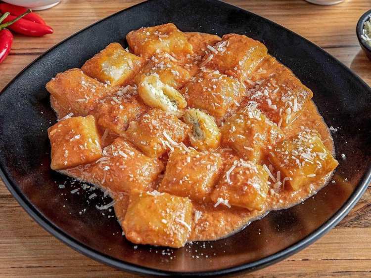 Due Amici Italian slider image