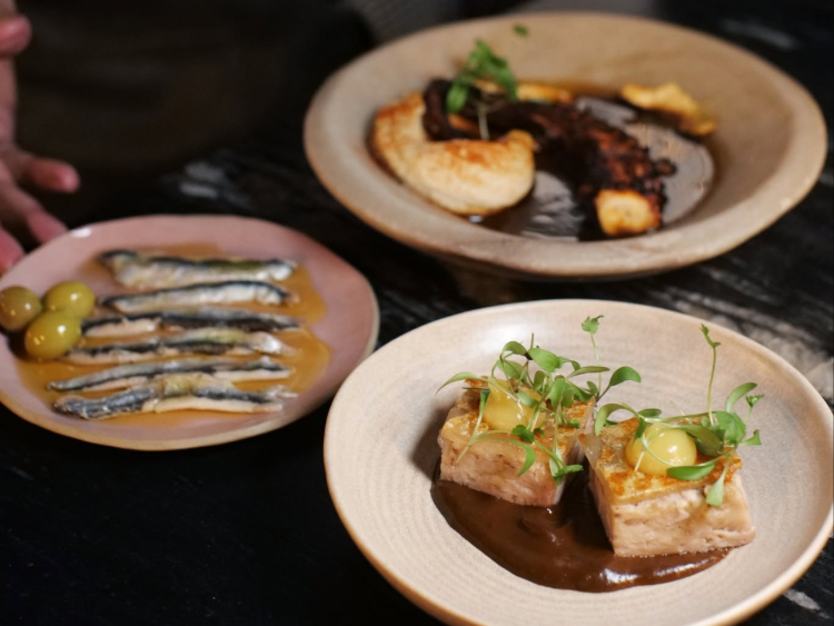 Condesa slider image