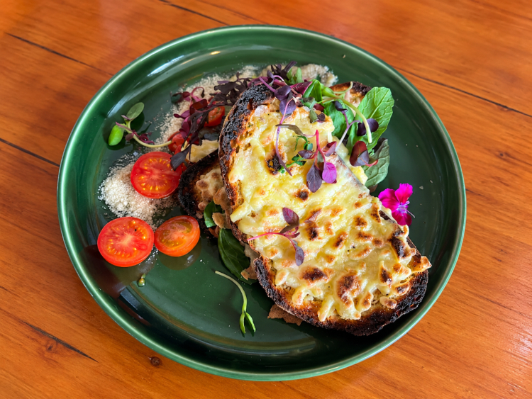 Avodi Vegetarian & Cafe slider image