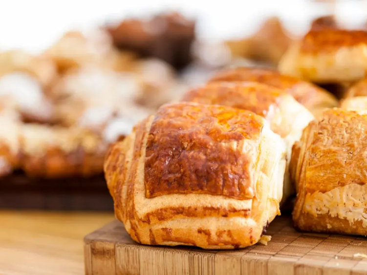 The Quarter Bakery & Sandwich House slider image