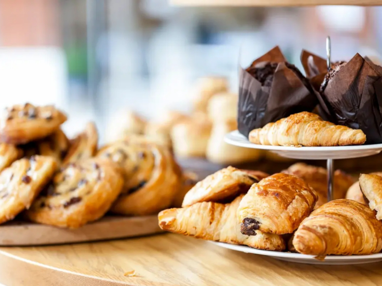 The Quarter Bakery & Sandwich House