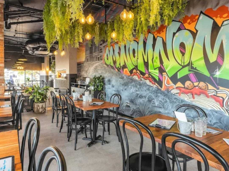 Om Nom Nom Pizza & Pasta Bar slider image