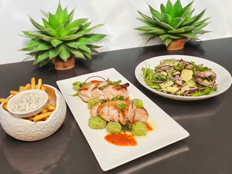 The French Table slider image