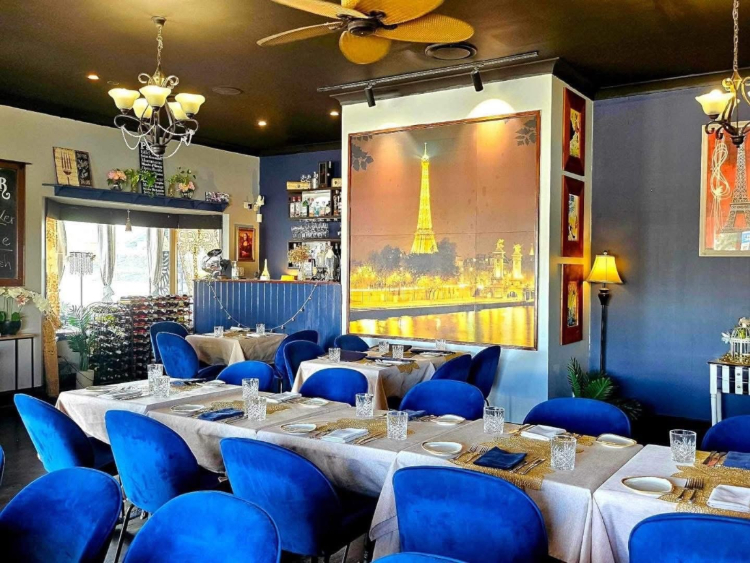 The French Table slider image