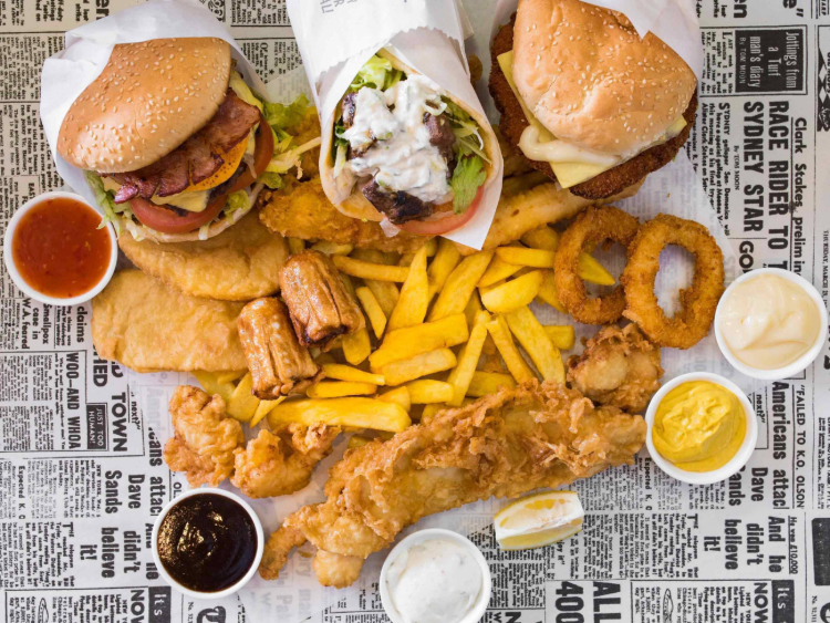 Oakleigh Fish & Chippery slider image