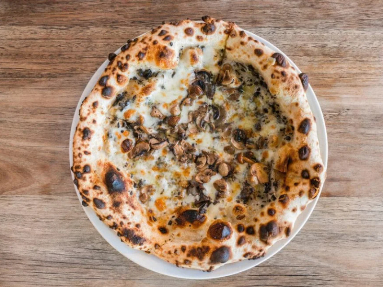 Tutto Bene Woodfired Pizzeria & Wine Bar slider image