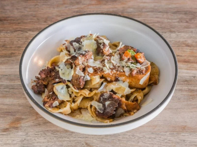 Tutto Bene Woodfired Pizzeria & Wine Bar slider image