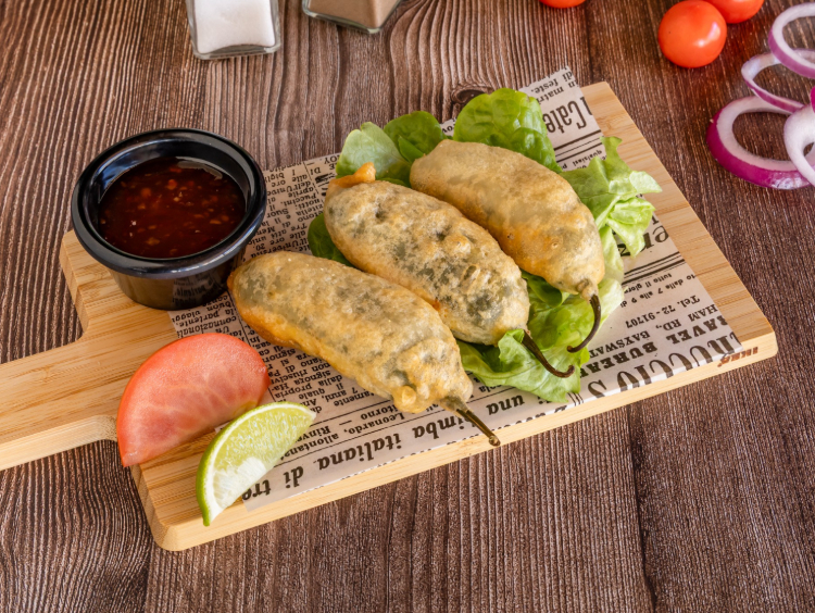 Deebo Burgers & Beer Bar slider image