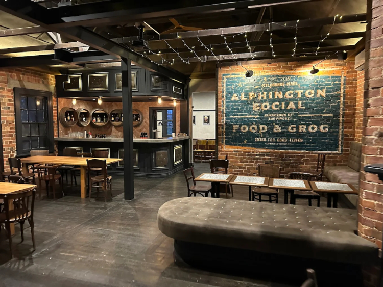 Alphington Social slider image