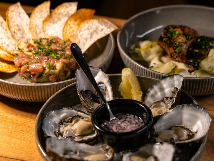 Solina Bar Restaurant slider image