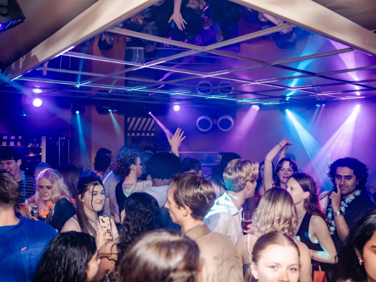 Daisy's Bristol slider image