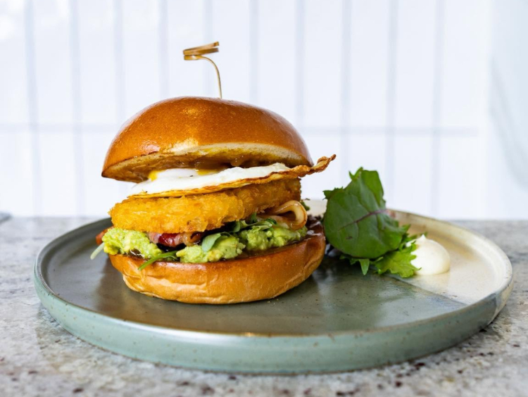 On Point Cafe & Seafood slider image