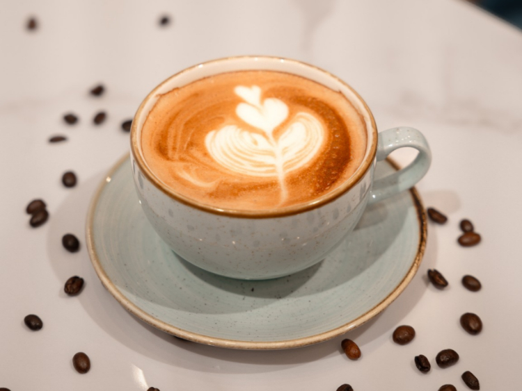 Beeyond Cafe slider image