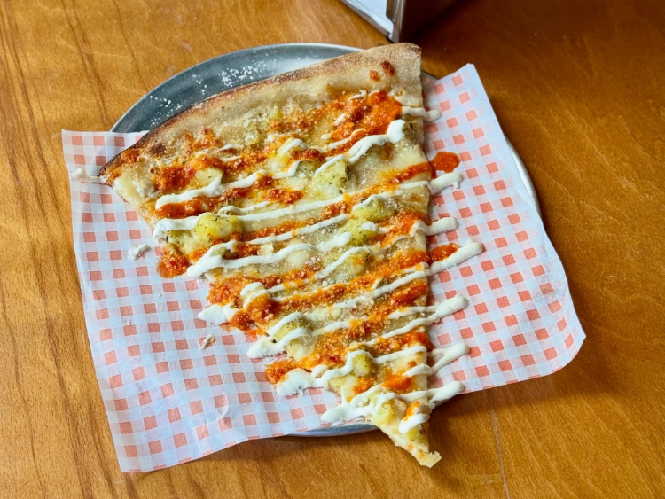 Gigi's Pizza Shop slider image