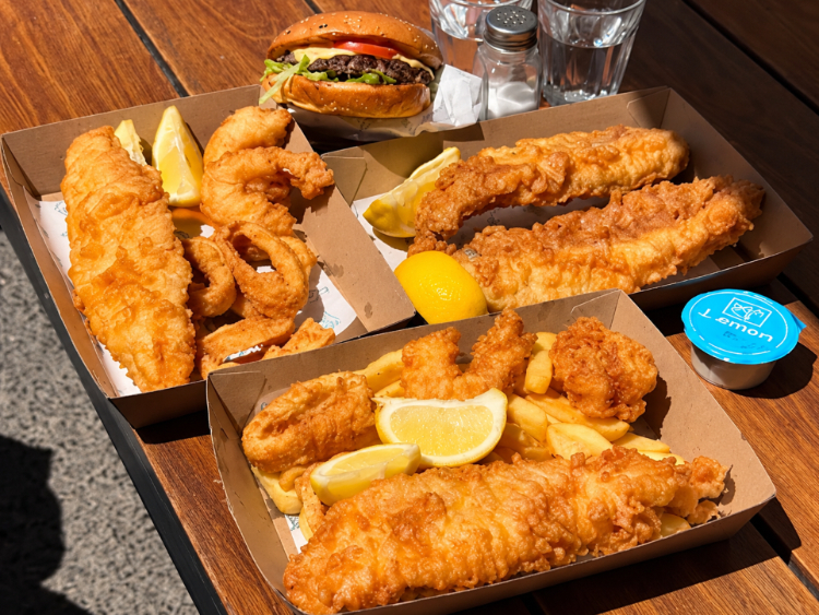 D'Lish Fish slider image