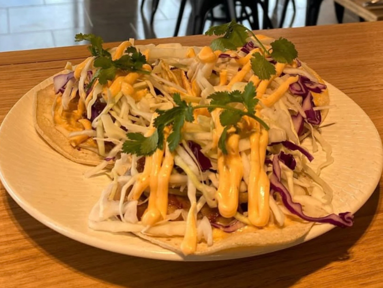 Willow's Edge Cafe slider image