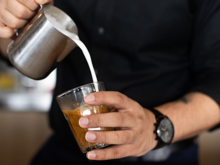 Willow's Edge Cafe slider image