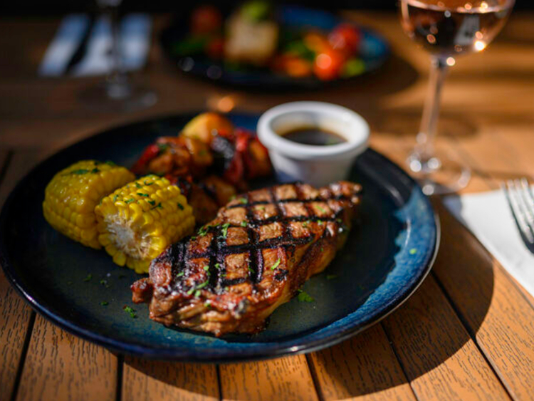 The Duck Inn Pub & Kitchen slider image