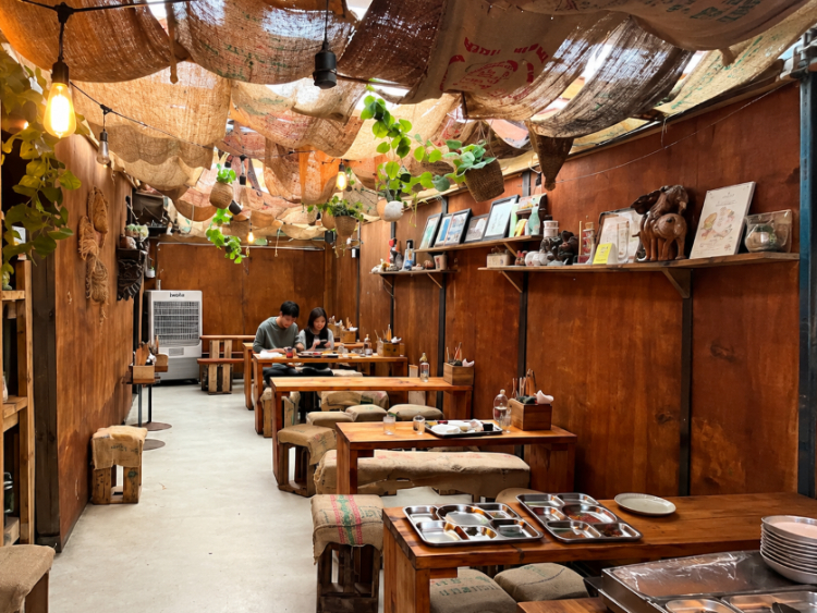 Satya Chai Lounge - Sandringham slider image
