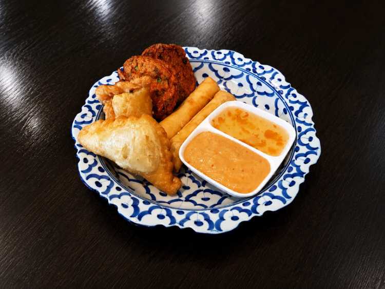 Ploy Thai slider image