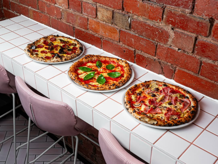 Hello Bello Pizza slider image
