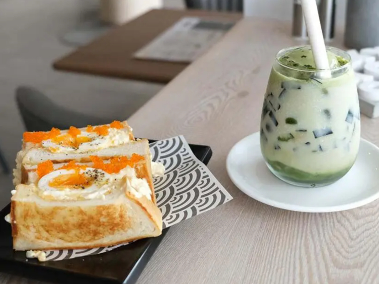 Goya Cafe slider image