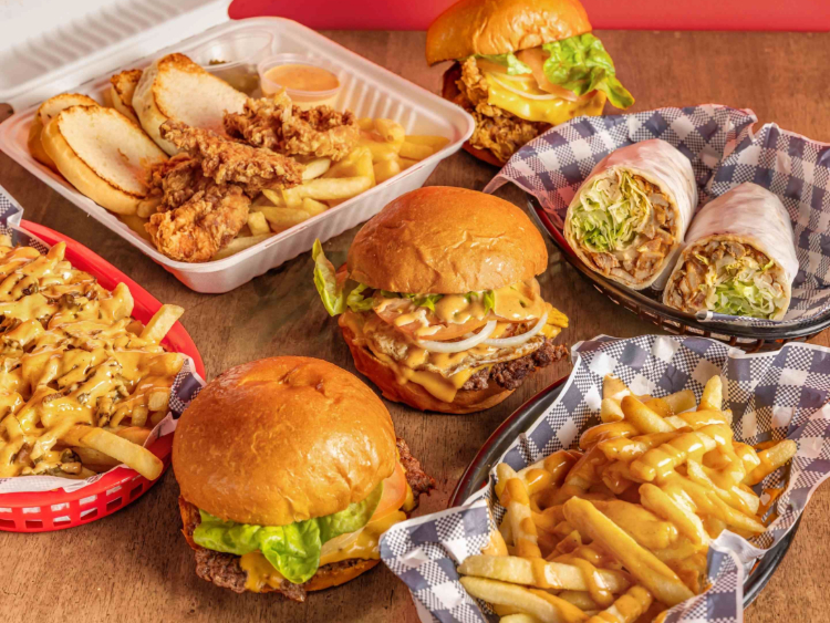 Ibby’s Burgers & Shakes slider image